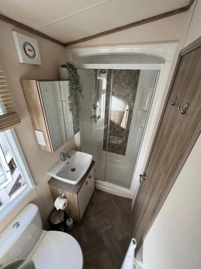 Anchors Rest - Family Caravan - Haven Lytchett Minster Eksteriør bilde