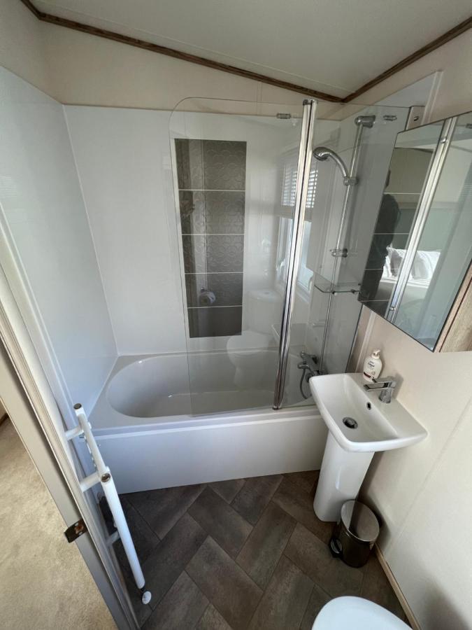 Anchors Rest - Family Caravan - Haven Lytchett Minster Eksteriør bilde